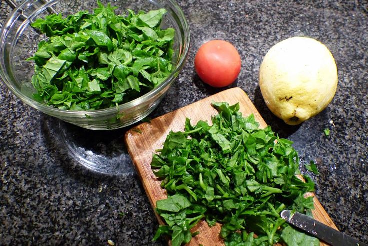New-Zealand-spinach-cooking